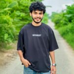 Drop shoulder T-shirt
